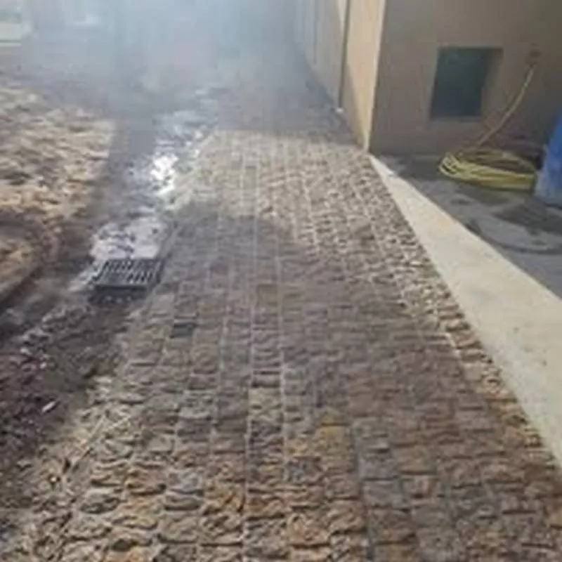 Pavage en pierre naturelle ou en granit, Lavandou, N30