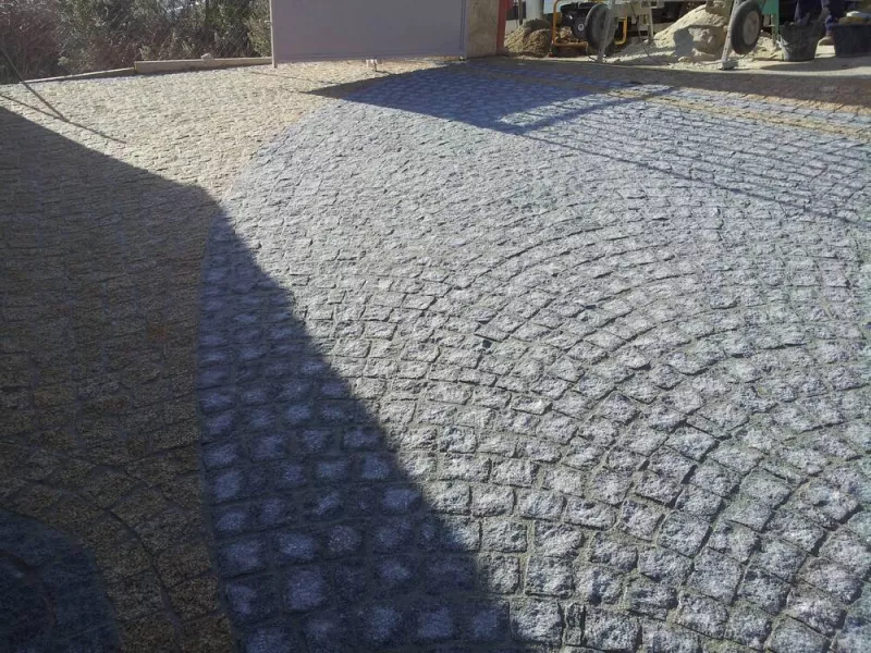 Pavage en pierre naturelle ou en granit, Lavandou, N30