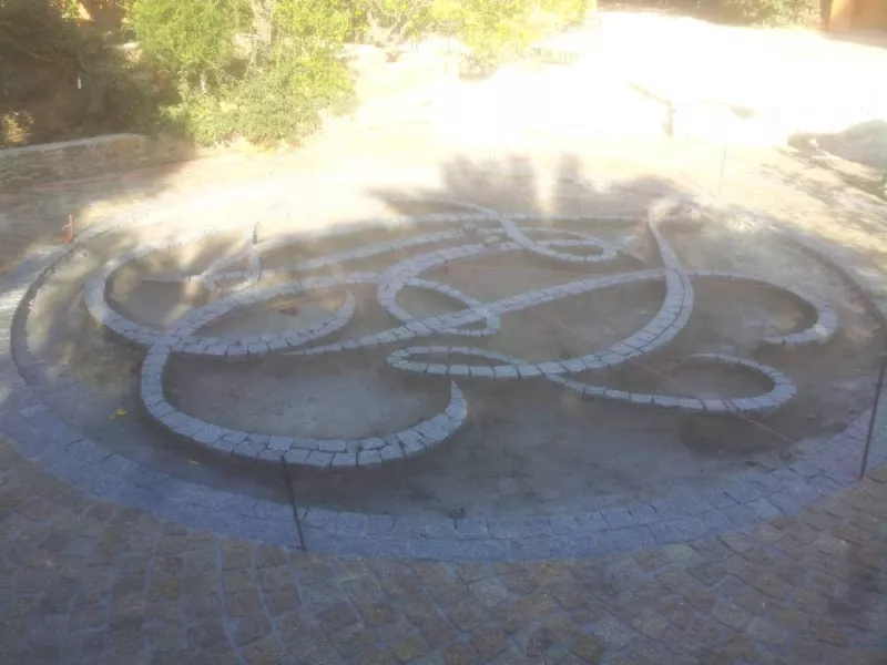 Pavage en pierre naturelle ou en granit, Lavandou, N30