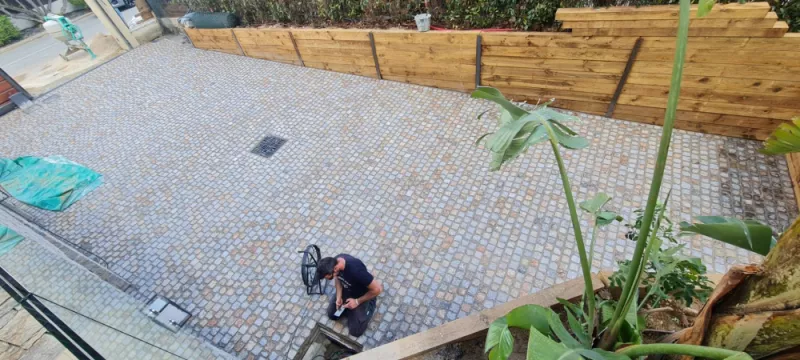 Pavage en pierre naturelle ou en granit, Lavandou, N30