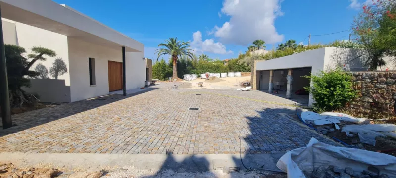 Pavage en pierre naturelle ou en granit, Lavandou, N30