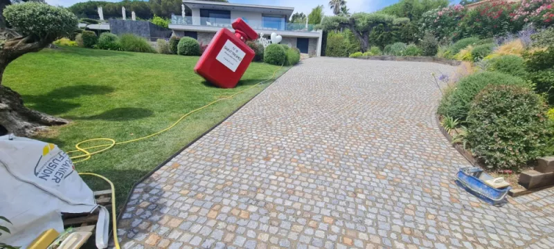 Pavage en pierre naturelle ou en granit, Lavandou, N30
