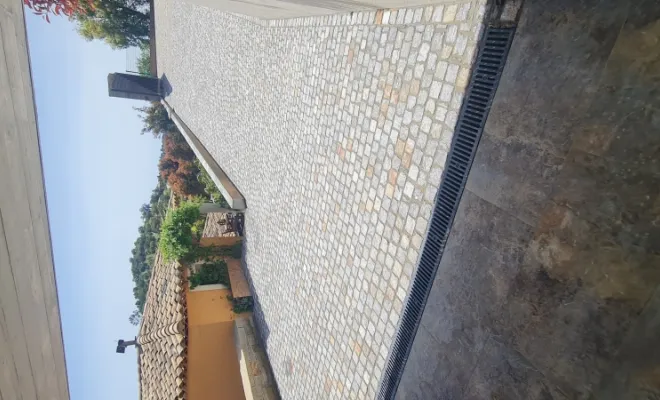 Pose de paves a valcro, Le Lavandou, N30