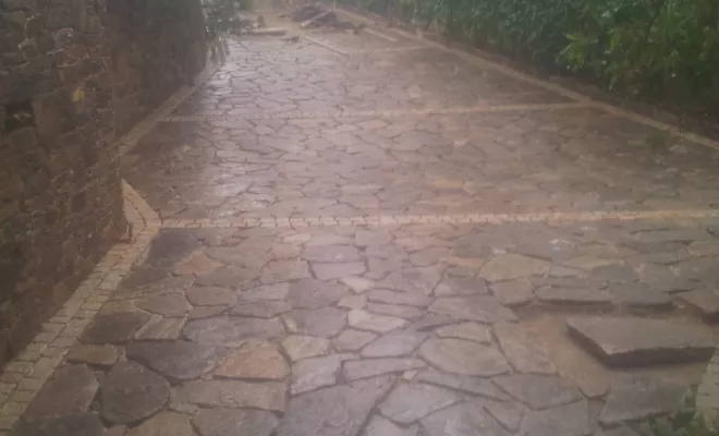 Dallage en pierre pour terrasse, Lavandou, N30