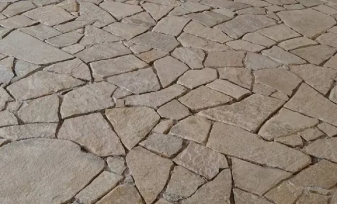 Dallage en pierre pour terrasse, Lavandou, N30