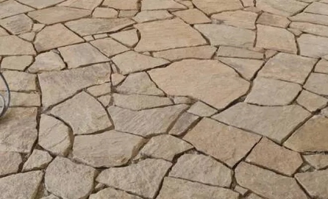 Dallage en pierre pour terrasse, Lavandou, N30