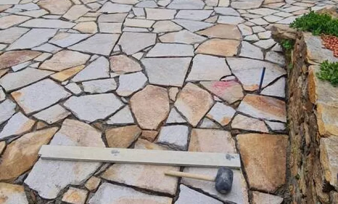 Dallage en pierre pour terrasse, Lavandou, N30